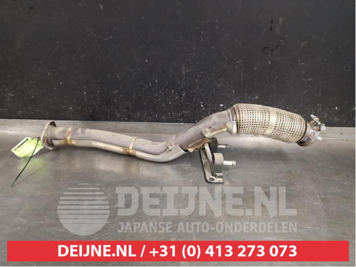 Used Exhaust front section Nissan Qashqai (J11) 1.3 DIG-T 140 16V Price € 20,00 Margin scheme offered by V.Deijne Jap.Auto-onderdelen BV