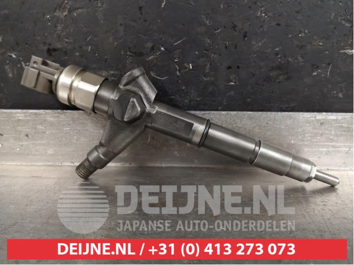 Usagé Injecteurs Nissan Almera Tino (V10M) 2.2 Di 16V Prix € 35,00 Règlement à la marge proposé par V.Deijne Jap.Auto-onderdelen BV