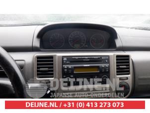 Usagé Radio Nissan X-Trail (T30) 2.2 dCi 16V 4x4 Prix sur demande proposé par V.Deijne Jap.Auto-onderdelen BV