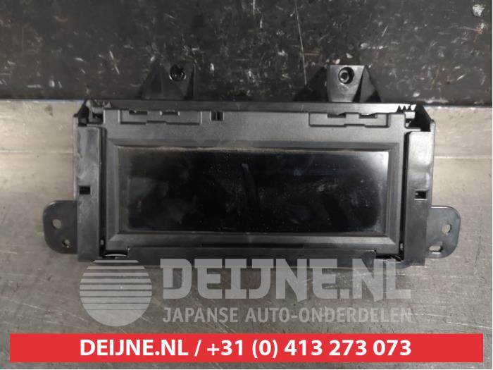 Begagnade Innerdisplay Chevrolet Orlando (YYM/YYW) 1.8 16V VVT Pris € 75,00 Marginaltabell erbjuds av V.Deijne Jap.Auto-onderdelen BV