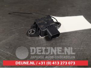 Used Anti-roll control sensor Toyota Avensis Wagon (T27) 1.6 16V D-4D Price on request offered by V.Deijne Jap.Auto-onderdelen BV