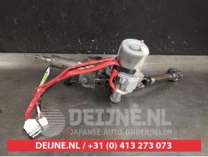 Używane Os kolumny kierownicy Toyota Avensis Wagon (T27) 1.6 16V D-4D Cena na żądanie oferowane przez V.Deijne Jap.Auto-onderdelen BV