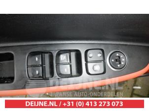 Used Multi-functional window switch Hyundai i10 (B5) 1.0 12V Price € 35,00 Margin scheme offered by V.Deijne Jap.Auto-onderdelen BV