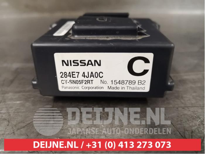 Module (miscellaneous) from a Nissan NP 300 Navara (D23) 2.3 dCi 16V 4x4 2017