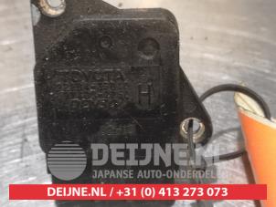 Luftmengenmesser van een Toyota Corolla (E12) 1.4 D-4D 16V 2007