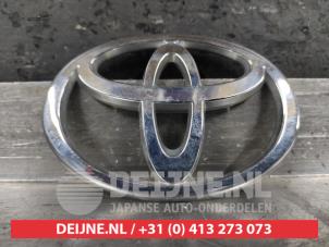 Used Emblem Toyota Prius (NHW11L) 1.5 16V Price € 35,00 Margin scheme offered by V.Deijne Jap.Auto-onderdelen BV