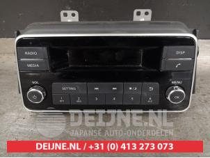 Używane Radio Nissan Micra (K14) 1.0 12V Cena € 75,00 Procedura marży oferowane przez V.Deijne Jap.Auto-onderdelen BV