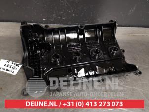 Gebrauchte Ventildeckel Honda Jazz (GK) 1.3 -i-VTEC 16V Preis auf Anfrage angeboten von V.Deijne Jap.Auto-onderdelen BV