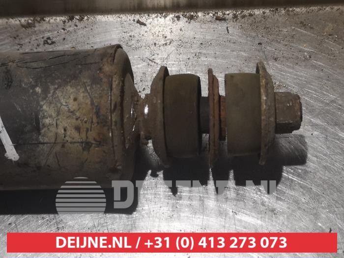 Fronts shock absorber, left from a Toyota 4Runner (N18) 3.0 1992