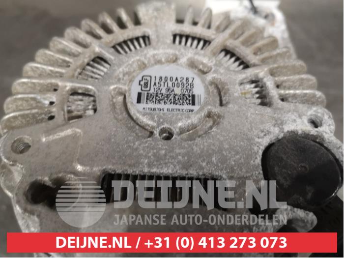 Dynamo van een Mitsubishi Lancer Sports Sedan (CY/CZ) 1.6 MIVEC 16V 2011