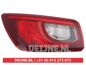 Nowe Tylne swiatlo pozycyjne lewe Mazda CX-3 Cena € 108,82 Z VAT oferowane przez V.Deijne Jap.Auto-onderdelen BV