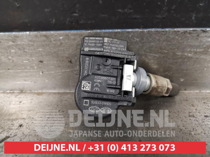 Begagnade Däcktryckssensor Kia Sportage (QL) 1.6 GDI 16V 4x2 Pris € 25,00 Marginaltabell erbjuds av V.Deijne Jap.Auto-onderdelen BV