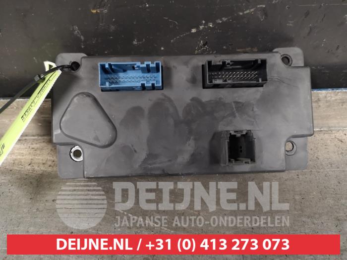 Używane Modul climatronic Nissan Navara (D40) 2.5 dCi 16V 4x4 Cena € 35,00 Procedura marży oferowane przez V.Deijne Jap.Auto-onderdelen BV