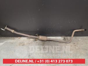 Used Exhaust middle silencer Toyota Yaris Verso (P2) 1.4 D-4D Price on request offered by V.Deijne Jap.Auto-onderdelen BV