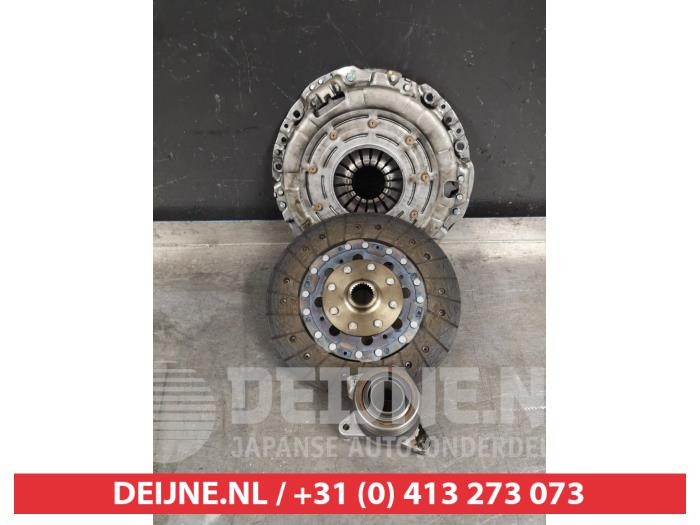 Used Clutch kit (complete) Ssang Yong Kyron 2.0 M 200 Xdi 16V 4x4 Price € 35,00 Margin scheme offered by V.Deijne Jap.Auto-onderdelen BV