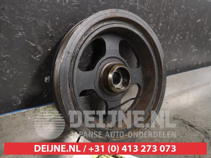 Crankshaft pulley from a Kia Picanto (TA) 1.0 12V 2012
