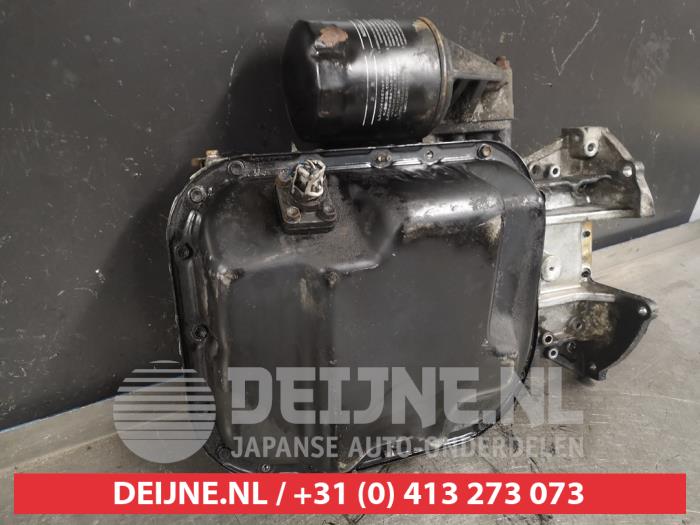 Ölwanne van een Toyota Corolla Verso (E12) 2.0 D-4D 16V 90 2004