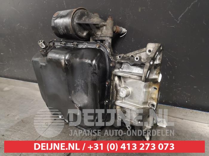 Ölwanne van een Toyota Corolla Verso (E12) 2.0 D-4D 16V 90 2004