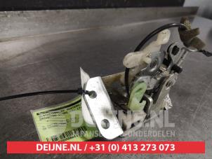 Gebrauchte Schließmechanik Heckklappe Daihatsu Cuore (L251/271/276) 1.0 12V DVVT Preis € 35,00 Margenregelung angeboten von V.Deijne Jap.Auto-onderdelen BV