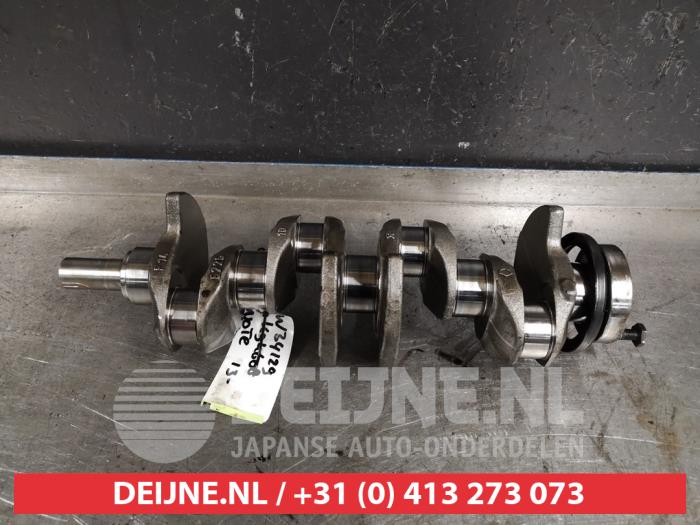 Używane Wal korbowy Nissan Note (E12) 1.5 dCi 90 Cena na żądanie oferowane przez V.Deijne Jap.Auto-onderdelen BV