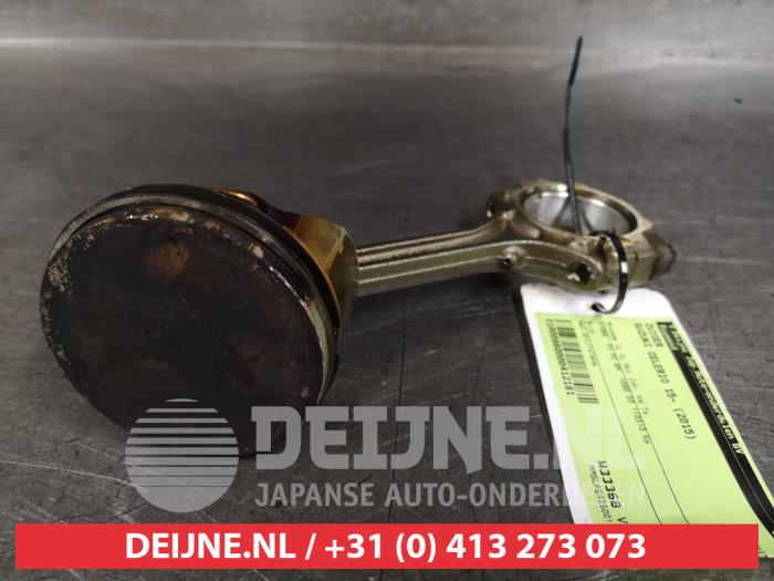 Used Piston Suzuki Celerio (LF) 1.0 12V Price € 50,00 Margin scheme offered by V.Deijne Jap.Auto-onderdelen BV