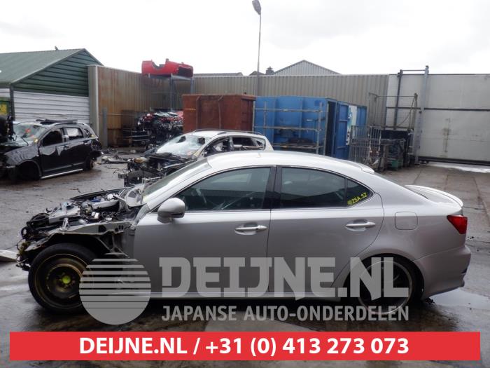 Usados Ventanilla triangular izquierda detrás Lexus IS (E2) 250 2.5 V6 24V Precio € 35,00 Norma de margen ofrecido por V.Deijne Jap.Auto-onderdelen BV