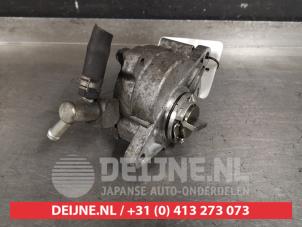 Used Vacuum pump (diesel) Mitsubishi Outlander (GF/GG) 2.2 DI-D 16V Clear Tec 4x2 Price on request offered by V.Deijne Jap.Auto-onderdelen BV