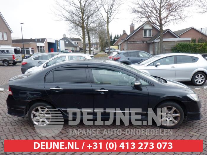 Usados Ventanilla triangular derecha detrás Honda Civic (FA/FD) 1.3 Hybrid Precio € 35,00 Norma de margen ofrecido por V.Deijne Jap.Auto-onderdelen BV