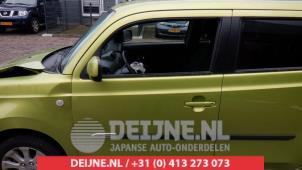 Usagé Porte arrière gauche Daihatsu Materia 1.5 16V Prix € 200,00 Règlement à la marge proposé par V.Deijne Jap.Auto-onderdelen BV
