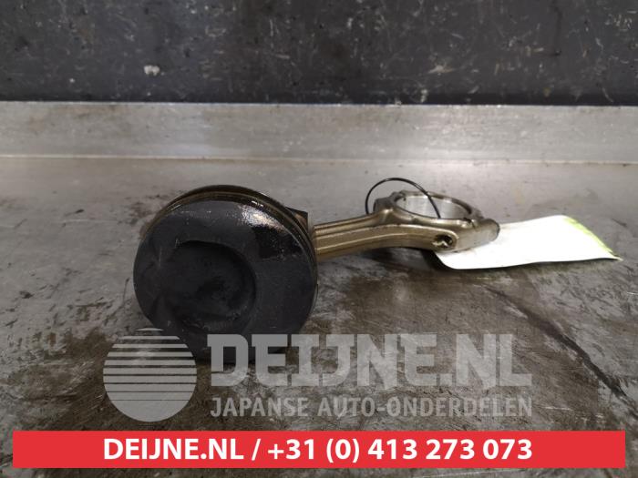 Usados Pistón Suzuki SX4 S-Cross (JY) 1.4 Booster Jet Turbo 16V AllGrip Precio € 50,00 Norma de margen ofrecido por V.Deijne Jap.Auto-onderdelen BV
