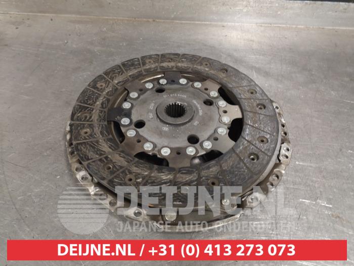 Usagé Kit embrayage (complet) Nissan Pulsar (C13) 1.2 DIG-T 16V Prix € 50,00 Règlement à la marge proposé par V.Deijne Jap.Auto-onderdelen BV