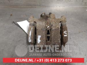 Used Rear brake calliper, left Honda FR-V (BE) 2.2 i-CTDi 16V Price € 25,00 Margin scheme offered by V.Deijne Jap.Auto-onderdelen BV