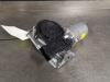 Front wiper motor from a Kia Proceed (CD) 1.0i T-GDi 12V 2019
