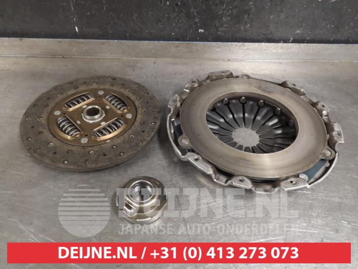 Clutch kit (complete) from a Mitsubishi L-200  2007