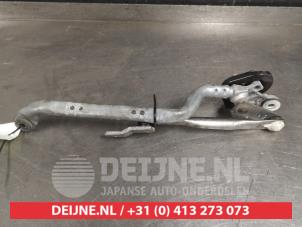 Used Wiper mechanism Toyota Verso S 1.4 D-4D Price on request offered by V.Deijne Jap.Auto-onderdelen BV