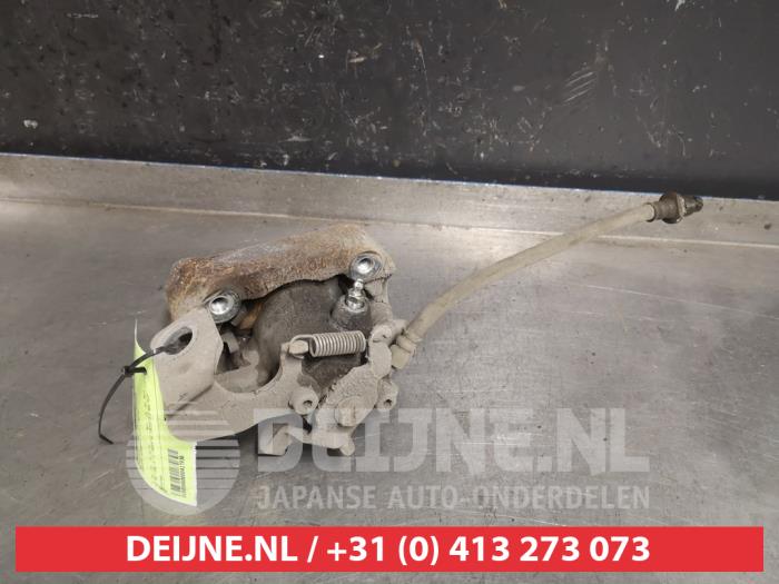 Gebrauchte Bremszange rechts hinten Toyota Verso S 1.4 D-4D Preis auf Anfrage angeboten von V.Deijne Jap.Auto-onderdelen BV