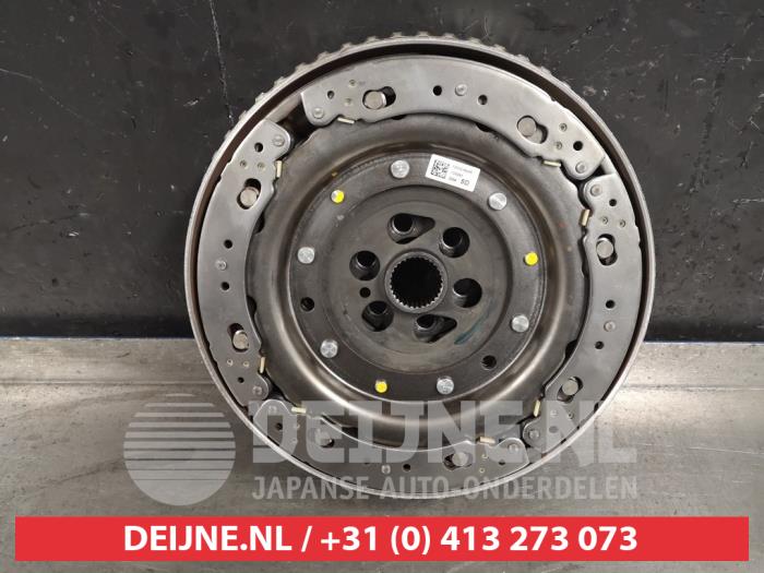 Gebrauchte Schwungrad Nissan Qashqai (J11) 1.3 DIG-T 160 16V Preis € 250,00 Margenregelung angeboten von V.Deijne Jap.Auto-onderdelen BV
