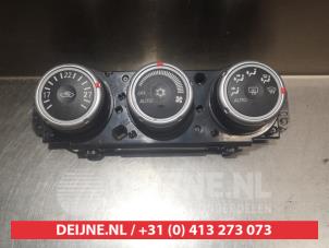 Usados Panel de control de calefacción Mitsubishi Outlander (CW) 2.2 DI-D 16V 4x4 Precio de solicitud ofrecido por V.Deijne Jap.Auto-onderdelen BV
