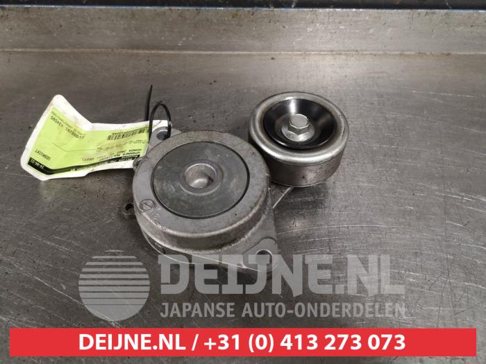 Usados Tensor correa múltiple Honda Jazz (GK/GP) 1.3 -i-VTEC 16V Precio de solicitud ofrecido por V.Deijne Jap.Auto-onderdelen BV
