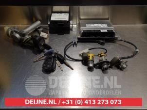 Used Ignition lock + key Kia Magentis (GD) 2.5 V6 24V Price on request offered by V.Deijne Jap.Auto-onderdelen BV
