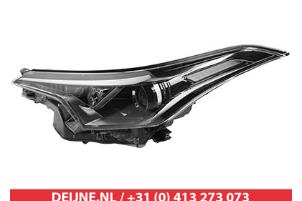New Headlight, left Toyota C-HR Price € 393,77 Inclusive VAT offered by V.Deijne Jap.Auto-onderdelen BV