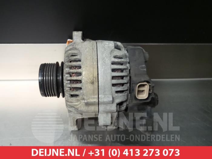 Usagé Dynamo Kia Picanto (BA) 1.1 CRDi VGT 12V Prix € 30,25 Prix TTC proposé par V.Deijne Jap.Auto-onderdelen BV