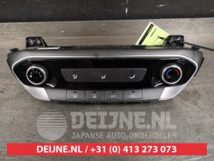 Used Heater control panel Hyundai i30 (PDEB5/PDEBB/PDEBD/PDEBE) 1.0 T-GDI 12V Price € 75,00 Margin scheme offered by V.Deijne Jap.Auto-onderdelen BV