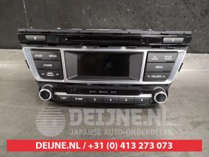Używane Radio Hyundai i20 (GBB) 1.0 T-GDI 100 12V Cena na żądanie oferowane przez V.Deijne Jap.Auto-onderdelen BV