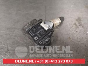 Usados Sensor de presión de neumáticos Hyundai i30 (PDEB5/PDEBB/PDEBD/PDEBE) 1.0 T-GDI 12V Precio € 25,00 Norma de margen ofrecido por V.Deijne Jap.Auto-onderdelen BV