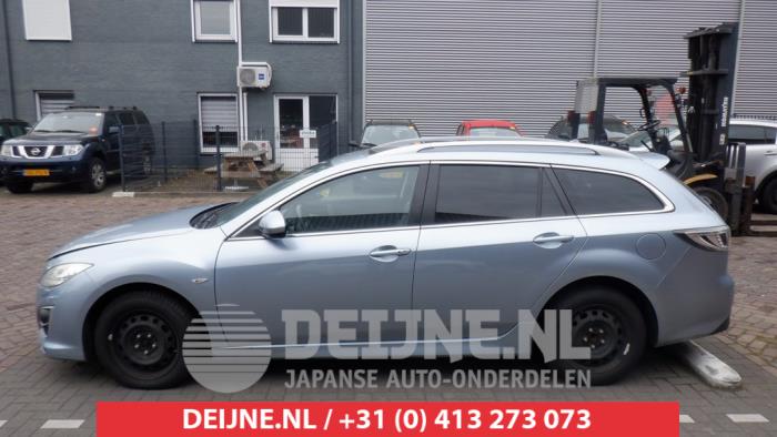 Usados Ventanilla triangular izquierda detrás Mazda 6 SportBreak (GH19/GHA9) 2.2 CITD 16V 185 Precio € 30,00 Norma de margen ofrecido por V.Deijne Jap.Auto-onderdelen BV