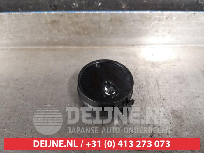 Begagnade Regnsensor Mitsubishi Colt (Z2/Z3) 1.3 16V Pris € 25,00 Marginaltabell erbjuds av V.Deijne Jap.Auto-onderdelen BV