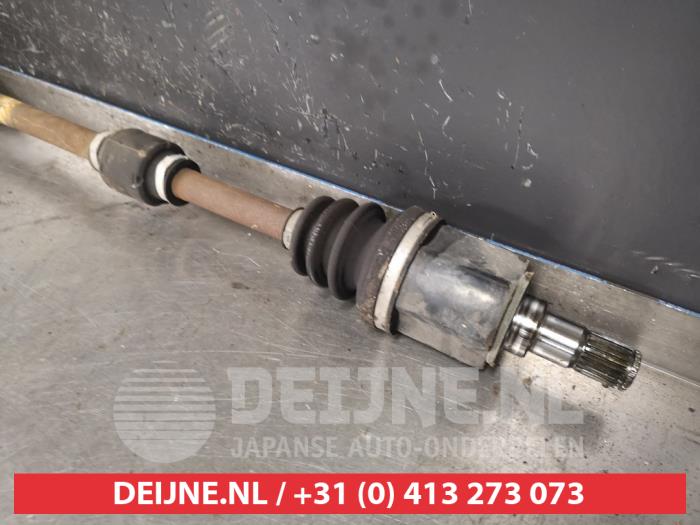 Front drive shaft, right from a Hyundai Atos 1.1 12V 2004