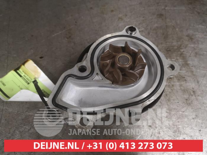 Gebrauchte Wasserpumpe Hyundai i30 (PDEB5/PDEBB/PDEBD/PDEBE) 1.0 T-GDI 12V Preis € 25,00 Margenregelung angeboten von V.Deijne Jap.Auto-onderdelen BV