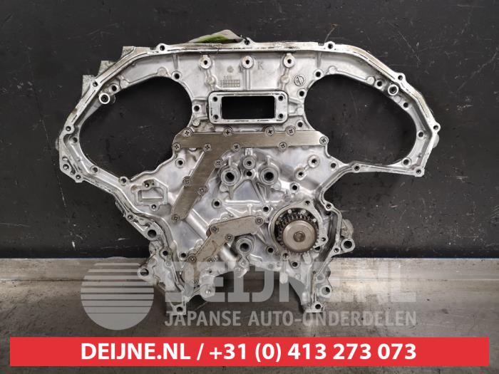 Usagé Couvercle de distribution Nissan 350 Z (Z33) 3.5 V6 24V Prix € 75,00 Règlement à la marge proposé par V.Deijne Jap.Auto-onderdelen BV